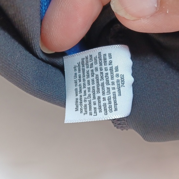 Xersion performance wear medium regular fit lightweight jacket - Picture 5 of 5